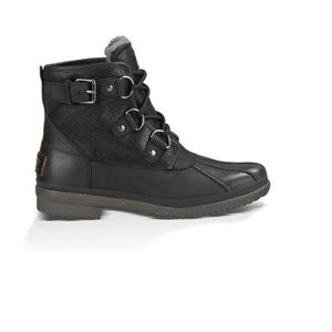 UGG Women’s Cecile Boot Waterproof
